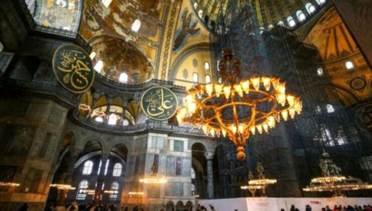 24 Temmuz’da ibadete açılacak Ayasofya Camii’ne serilecek halı ilk kez görüntülendi