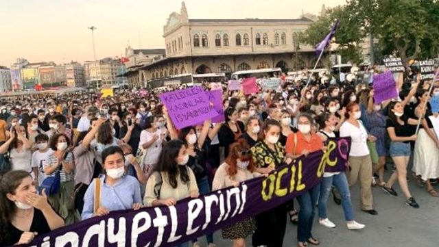 Beşiktaş ve Kadıköy'de kadınlardan Pınar Gültekin eylemi! Ünlü isimler de destek verdi