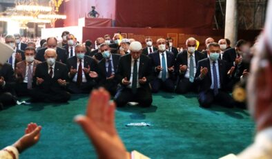 Cumhurbaşkanı Erdoğan, Ayasofya Camii’nin 24 saat açık kalması için talimat verdi
