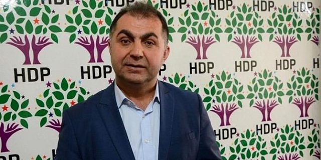 Görevden uzaklaştırılan HDP'li Batman Belediye Başkanı Mehmet Demir, gözaltına alındı