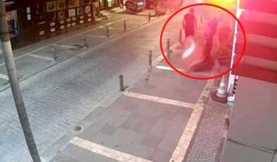 İstanbul’da Türk bayrağına saldıran kişi tutuklandı