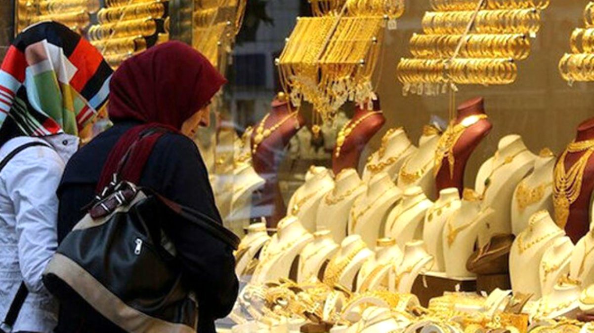 Kuyumculardan gram altın tahmini: Yıl sonuna kadar 450 lira olabilir