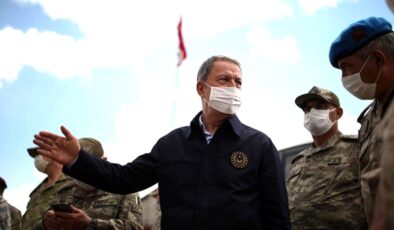 Milli Savunma Bakanı Hulusi Akar’dan Yunanistan sınırındaki birliklere sürpriz denetim