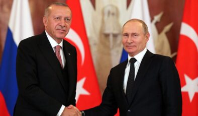Son Dakika: Cumhurbaşkanı Erdoğan, Putin ile telefonda Azerbaycan-Ermenistan gerilimini konuştu