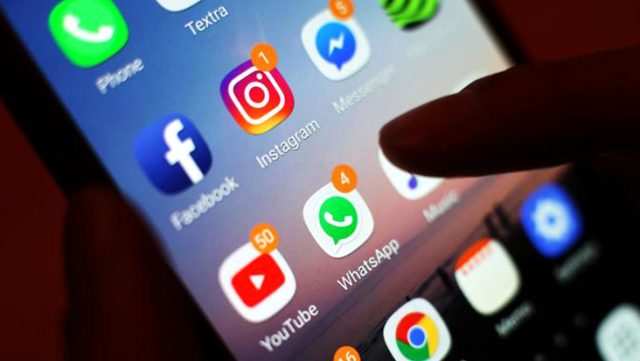 Sosyal medya düzenlemesinin Meclis'ten geçmesinin ardından AK Parti'den ilk açıklama
