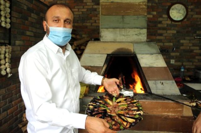 Ünü kent sınırlarını aşan asırlık lezzet Tokat kebabı damak çatlatıyor