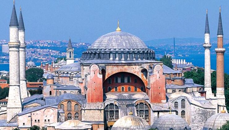 Yunan tarihçiden Ayasofya kararı sonrası dikkat çeken Türkiye itirafı: Bizans İmparatorluğu ikinci kez çöktü