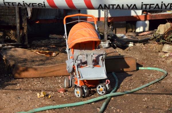 6 aylık Suriyeli bebek, ailesi serada çalışırken evde çıkan yangında hayatını kaybetti