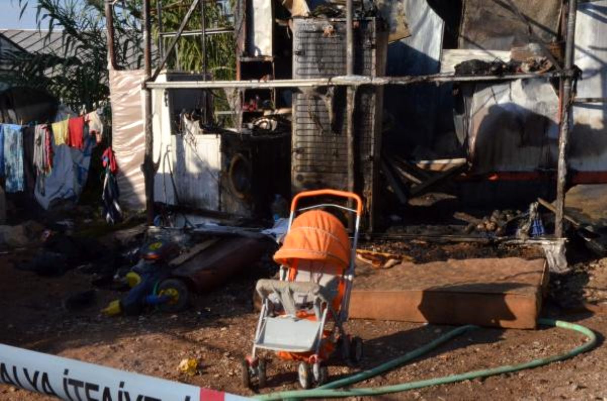 6 aylık Suriyeli bebek, ailesi serada çalışırken evde çıkan yangında hayatını kaybetti