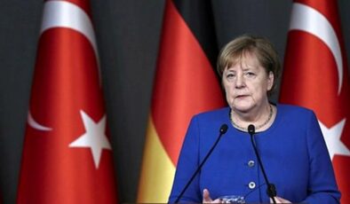 AB’nin yaptırım tehditlerine rağmen Merkel’den ılımlı Türkiye mesajı