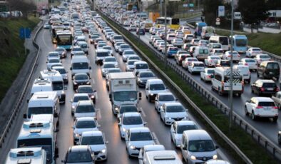 Aracı olan herkesi ilgilendiren trafik sigortası kararı! Anayasa Mahkemesi iptal etti