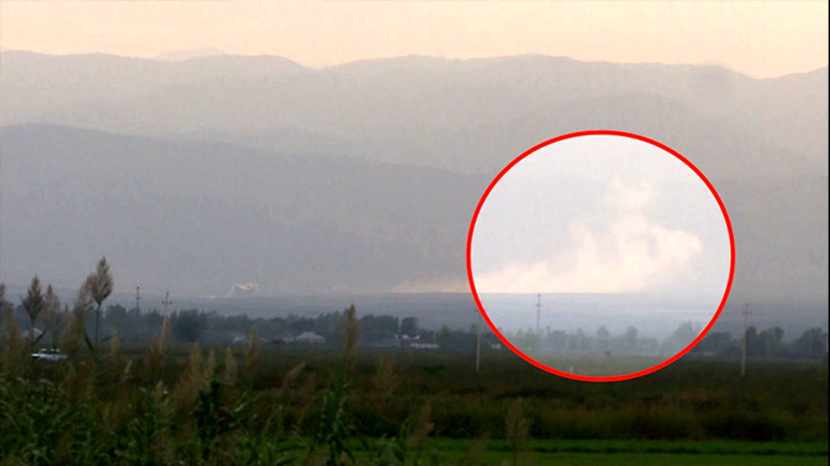 Azerbaycan’ın taarruzu sonrası Ermenistan ordusunun konuşlandığı bölgelerden dumanlar yükseliyor