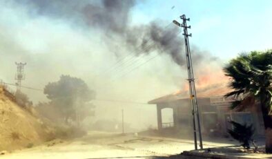 Bölgedeki vatandaşlar çekip gönderdi! İşte Hatay’daki yangının ciddiyetini en iyi anlatan video
