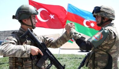 Cumhurbaşkanı Yardımcısı Oktay: Azerbaycan’dan asker talebi gelirse Türkiye tereddüt etmez