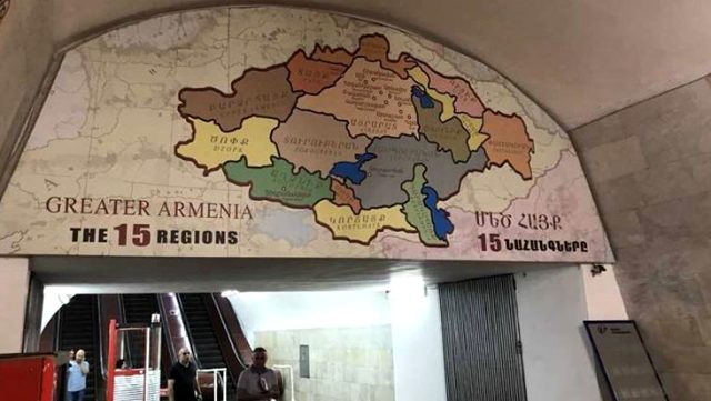 Erivan'daki metroda yer alan skandal harita, Türk topraklarını Ermenistan'da gösteriyor