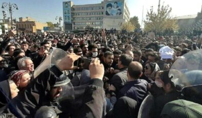 Ermenistan’a yapılan yardımlar İran’daki 25 milyon Türk’ü ayaklandırdı