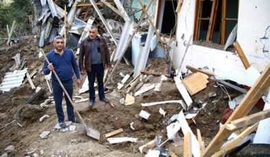 Ermenistan’ın füze saldırısında isabet alan evinin enkazından ailesini elleriyle kazıyarak kurtardı
