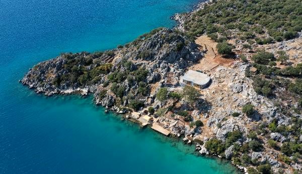İngiliz şirket, Antalya'da doğa harikası yarımadaya villa dikti