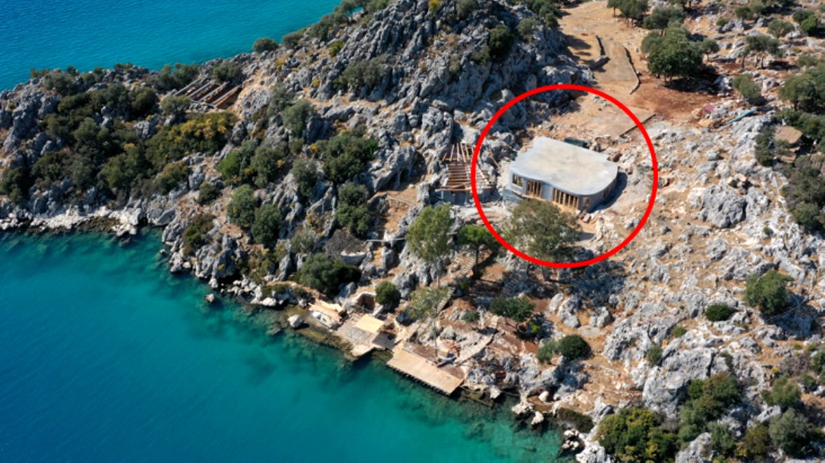 İngiliz şirket, Antalya’da doğa harikası yarımadaya villa dikti