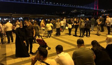 Ortaköy’de manzaraya dalan vatandaşlar, koronavirüsü unuttu