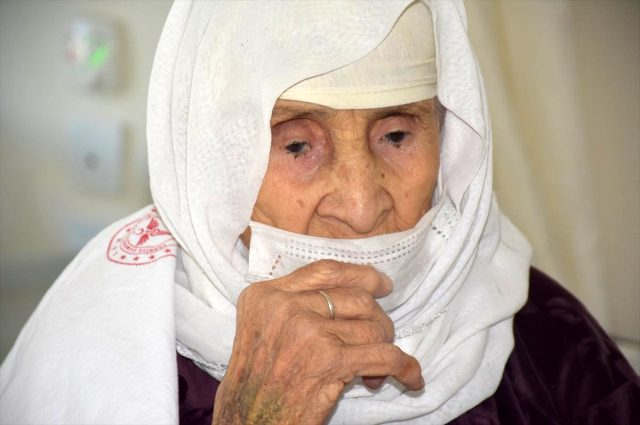 Şırnak'ta 120 yaşındaki Menica Nine koronavirüsü yendi