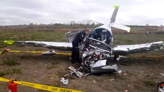 Son Dakika! Büyükçekmece'de düşen eğitim uçağını kullanan pilotaj öğrencisi hayatını kaybetti