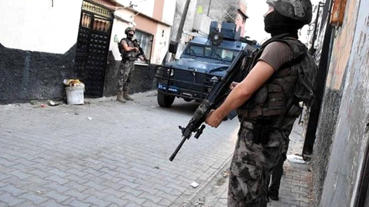 Son Dakika! Eylem hazırlığında olan, biri devlet hastanesinde görevli 4 PKK’lı terörist yakalandı