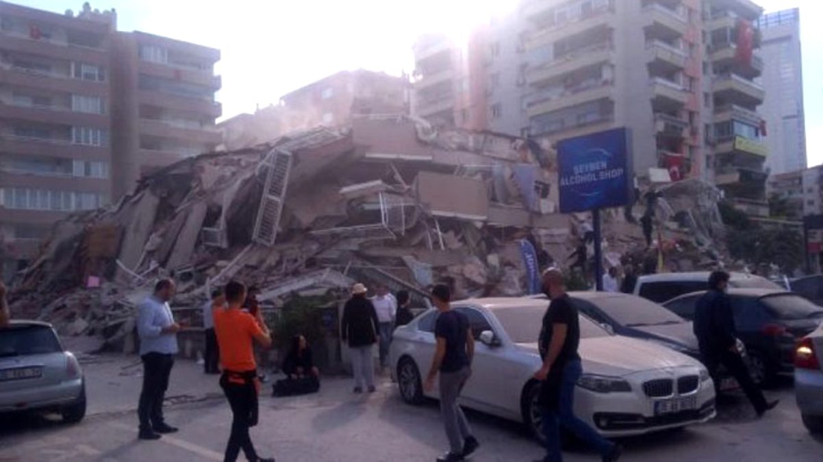 Son Dakika! İçişleri Bakanı Soylu’dan 6.6’lık İzmir depremiyle ilgili açıklama: 6 binanın yıkıldığı ihbarı geldi