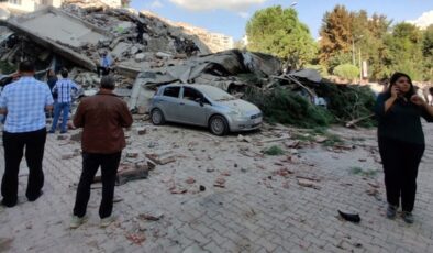 Son Dakika! İstanbul ve İzmir Valiliklerinden 6,6’lık depremle ilgili ilk açıklama