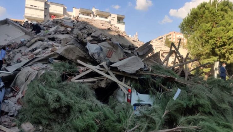 Son Dakika! İzmir Belediye Başkanı Tunç Soyer: 20’ye yakın binada yıkım ihbarı aldık