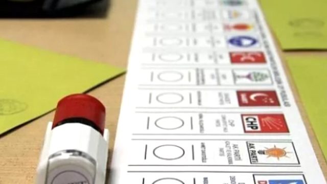 Türkiye'de seçim barajının yüzde 5 ya da 7'ye düşürüleceği iddia edildi