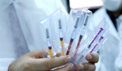 Yerli aşıda insan deneyleri için önümüzdeki hafta bin doz üretim yapılacak