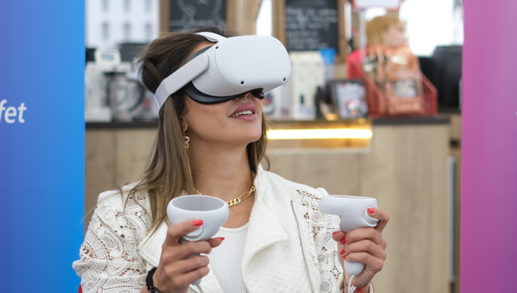 MediaMarkt ve Philips İş Birliği ile İnsan Vücudunun Mucizesi Mağazada Tüketicilerle VR Deneyiminde Buluştu!      MediaMarkt ve Philips’ten tüketicilere   VR deneyimi