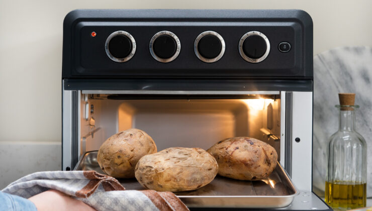 Zahmetsizce ve sağlıklı yemekler pişirmenin en iyi yolu: Cuisinart Air Fryer Mini Fırın