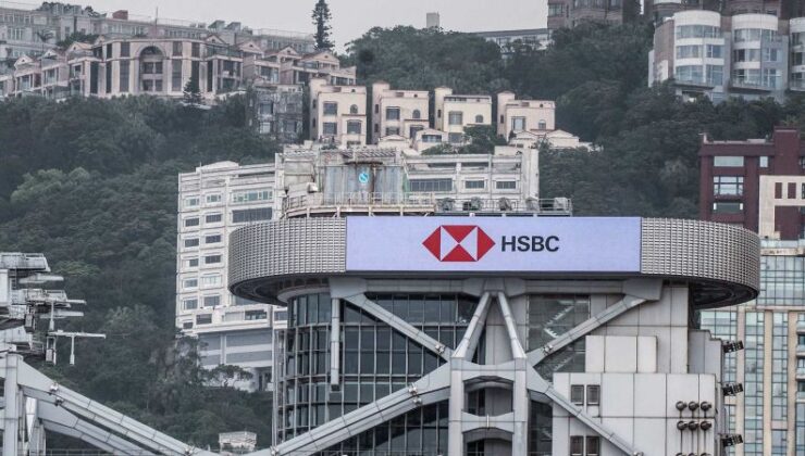 HSBC spinoff’u: Bankanın üst düzey yöneticileri, Hong Kong’da ayrılma çağrısı yapan gergin hissedarlarla karşı karşıya