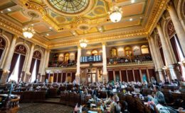 Iowa milletvekilleri çocuk işçiliği korumalarını geri almak için yasa çıkardı