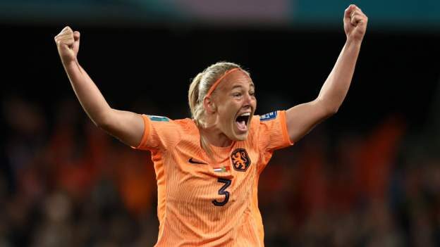 Hollanda 1-0 Portekiz: Stefanie van der Gragt tek golü attı