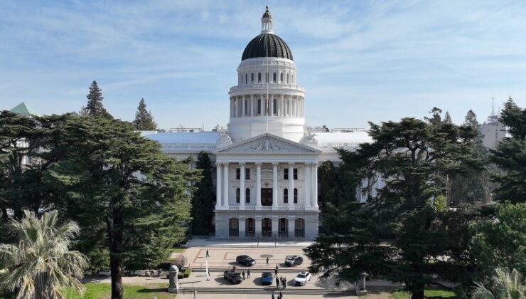 California seçmenleri, eyaletin Prop 8 eşcinsel evlilik yasağını 2024’te kaldırıp kaldırmayacağına karar verecek
